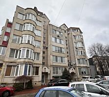 3-х комнатная квартира, 143 м², Центр.