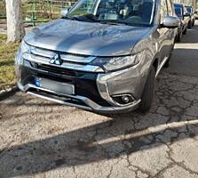 MITSUBISHI OUTLANDER PHEV плагин-гибрид, в хорошем состоянии (120к)