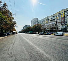 Prima Linie! Sec. Riscani, bd. Moscova. Apartament cu 2 camere. Parc!