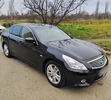 Продам Infinity G37, 2013 год, в отличном состоянии