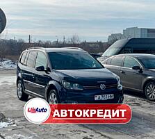 Volkswagen Touran (Доступен в Автокредит)