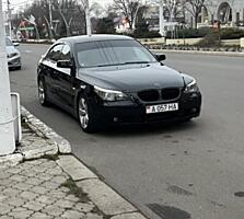 BMW e60.