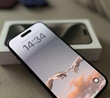 Продам iPhone 15 на 128ГБ