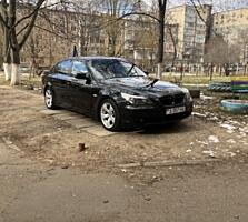 BMW e60.