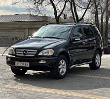 Продается Mercedes-Benz ML; Мотор 3.7 Бензин- Метан Коробка Автомат