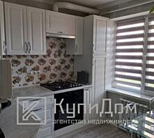 Отличная 4-комнатная квартира с теплыми полами и кондиционерами.