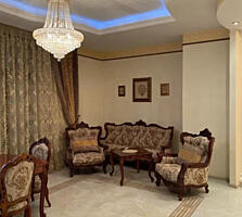 Продам квартиру 118 кв. м., 3/12, новый дом, жк Аркадиевский Дворец.