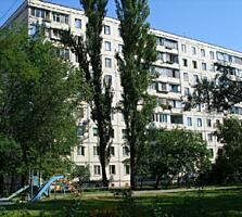 Дом внутри квартала. 6/9. 63/44/8. Балкон и лоджия. Разумный торг.