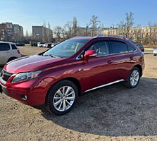 Продам автомобиль Lexus RX450H полный привод