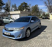 Toyota Camry v50