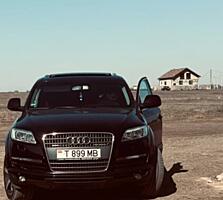 Продам Audi Q7