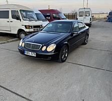 Mercedes E270