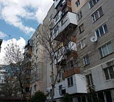 Самая низкая цена на Таирова/Черемушках. 9/9. 49/33/6. Под ремонт.
