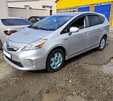 Toyota Prius V