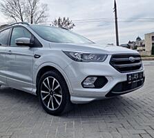 Ford Kuga ST line cutie mecanica motorina