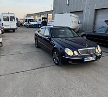 Mercedes E270