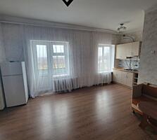 Продаётся 2-ух комнатная