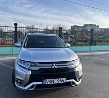 Mitsubishi outlander plagin gibrid
