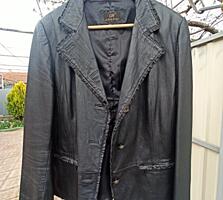 Женская кожаная куртка