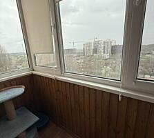 Продам квартиру 37.8 кв. м., 9/9, ул. Ген. Петрова/Радостная.