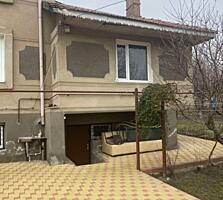 Vindem o casă în Yaloveni. Pe strada Moldova 11. În stare bună. Ieftin