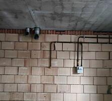 Продам квартиру 33.8 кв. м., 1/4, новый дом, жк Брусника.