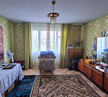 Квартира 3-комнатная первый этаж