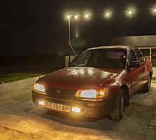 Продам Toyota corolla e100 1993