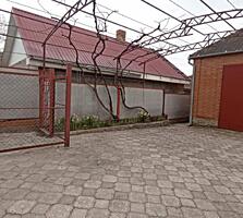 ДОМ 152м2 распол. на участке 9 сот правильной формы, ГАРАЖ, Лет/кухня