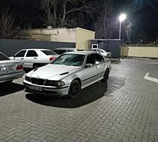 ПРОДАМ 2700$ торг