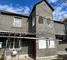 Продается 2 эт. каменный дом с удобствами в с. Константиновка