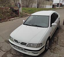 Ниссан Примера 1998год. 1.6 Бензин
