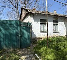 Продаётся половина дома в самом ЦЕНТРЕ города по ул. Шевченко.