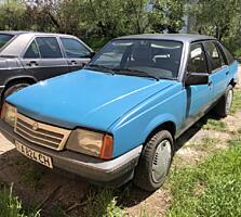 Продам Опель Аскона в неплохом состоянии