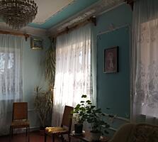 Капитальный,2х этажный дом в центре Усатова.