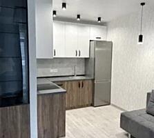 1-комнатная с евроремонтом в новом доме на Таирова Альтаир