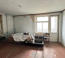 Торг! Бюджетный вариант 2 комнаты 47 кв с балконом под ремонт Западный