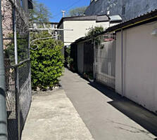 1к Б. Хмельницкого/Запорожская. Дворовая.