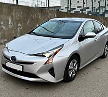 Toyota Prius 50. 2018.