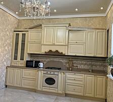 Продам шикарный 2-этажный дом на Дмитрия Донского.