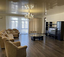 Продам квартиру 146.2 кв. м., 12/18, новый дом, жк Новая Аркадия.