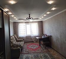 Светлана. Продаётся просторная 3х. ком. квартира.