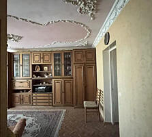 3х к Королева/Инглези (клюшка). 7/9 эт. Жилое состояние.