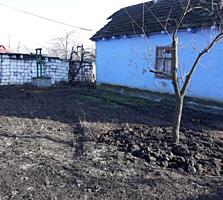 Vând casa în satul Pîrîta.
