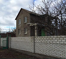 Продам 3-х этажный капитальный дом в Новой Дофиновке