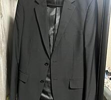 Продам мужской костюм двойка