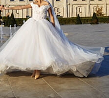 Продам свадебное платье