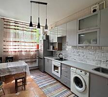 Продается 2 комнатная квартира на Балке р-н Текстильщиков 1/9 эт ТОРГ!