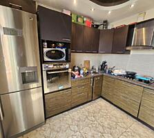 Продам 1-к 52 м на Вишневского. Новый дом