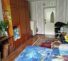 3 комнаты в общежитии коридорного типа. Кировский